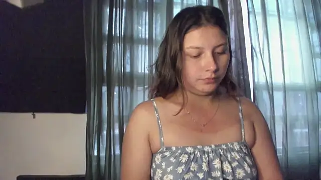 Snapshot of Noellesable chatting on 12-01-25, 05:29 Noellesable online show from 12-01-25, 05:29