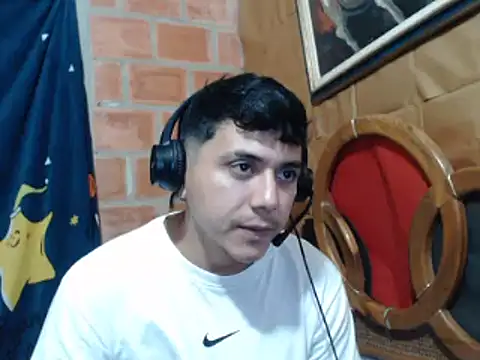 Snapshot of Horny_dirty_boy chatting on 01-24-25, 01:24 Horny dirty boy online show from 01-24-25, 01:24