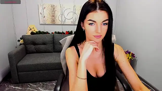 Angelina Clarks online show from 01-05-25, 09:48