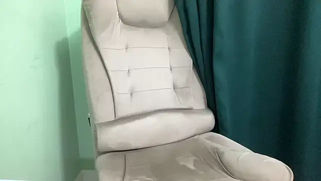 Snapshot of Mrbiceps23 chatting on 09-19-25, 11:16 Mrbiceps23 online show from 09-19-25, 11:16