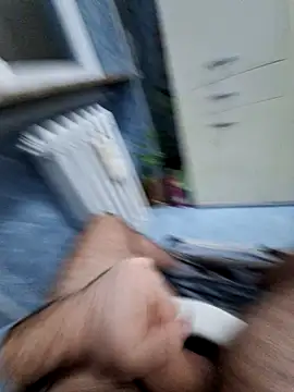 Snapshot of bonnic60 chatting on 12-04-24, 12:41 bonnic60 online show from 12-04-24, 12:41