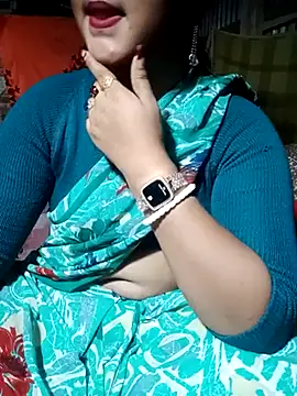 Snapshot of Super-Couple chatting on 03-05-25, 02:34 Super-Couple online show from 03-05-25, 02:34