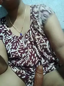 Snapshot of Super-Couple chatting on 09-28-25, 06:57 Super-Couple online show from 09-28-25, 06:57