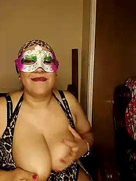 Snapshot of Osha10 chatting on 12-04-24, 01:09 Osha10 online show from 12-04-24, 01:09