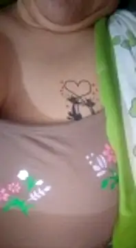 Snapshot of Osha10 chatting on 12-31-24, 01:15 Osha10 online show from 12-31-24, 01:15