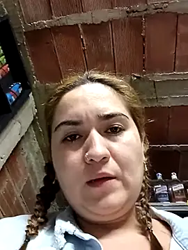 Snapshot of alexax0 chatting on 02-04-25, 02:39 alexax0 online show from 02-04-25, 02:39