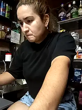 Snapshot of alexax0 chatting on 02-12-25, 12:37 alexax0 online show from 02-12-25, 12:37