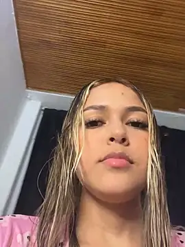 Cami hunter  online show from 12-13-24, 09:20