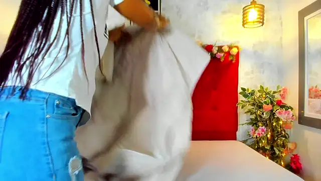 SilvannaFit online show from 12-20-25, 10:33