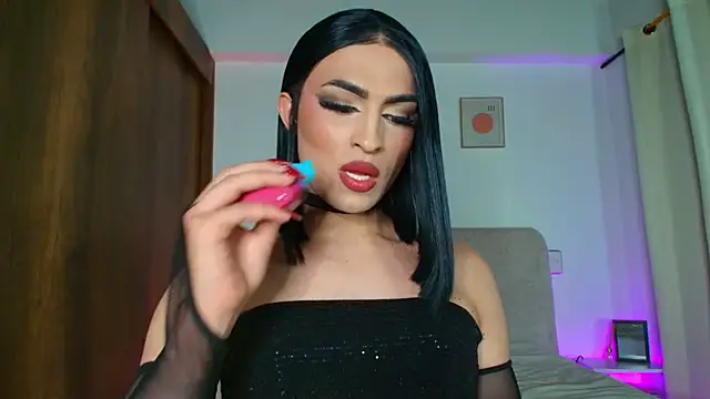 Snapshot of KarolPorttela chatting on 10-03-25, 12:18 KarolPorttela online show from 10-03-25, 12:18