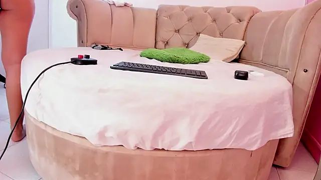 khloeblake online show from 01-07-25, 07:20