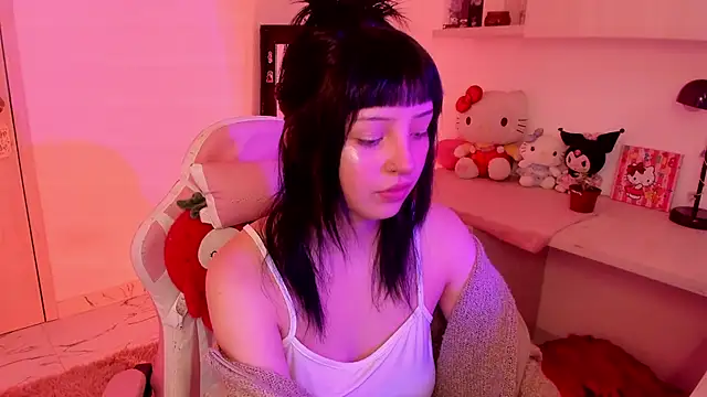 Snapshot of Francesca1_ chatting on 01-23-25, 03:43 Francesca1  online show from 01-23-25, 03:43