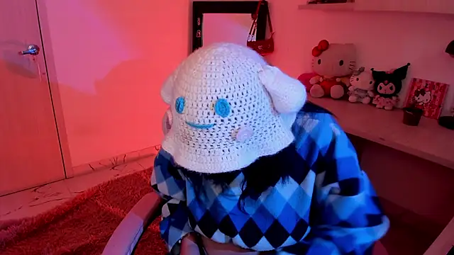 Snapshot of Francesca1_ chatting on 01-24-25, 06:25 Francesca1  online show from 01-24-25, 06:25