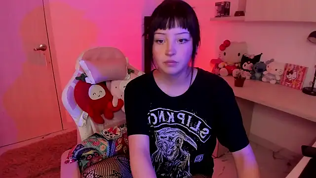 Snapshot of Francesca1_ chatting on 01-30-25, 06:43 Francesca1  online show from 01-30-25, 06:43