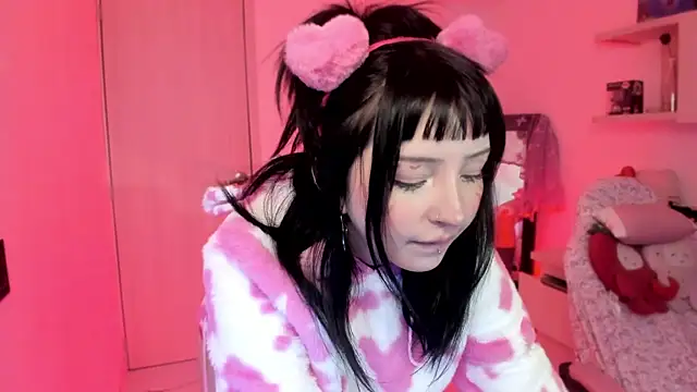 Snapshot of Francesca1_ chatting on 02-14-25, 09:32 Francesca1  online show from 02-14-25, 09:32