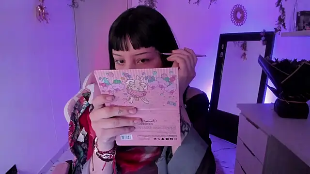 Snapshot of Francesca1_ chatting on 02-22-25, 07:03 Francesca1  online show from 02-22-25, 07:03