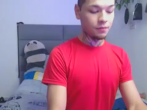 Snapshot of MarceloMilk chatting on 10-09-25, 05:16 MarceloMilk online show from 10-09-25, 05:16