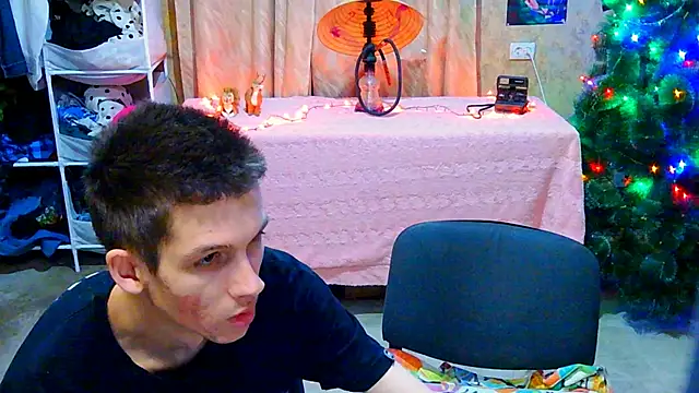 Snapshot of Ivy_Lester chatting on 12-23-24, 09:08 Ivy Lester online show from 12-23-24, 09:08