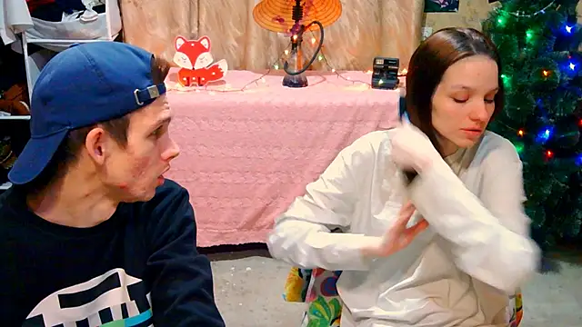 Snapshot of Ivy_Lester chatting on 01-05-25, 08:42 Ivy Lester online show from 01-05-25, 08:42