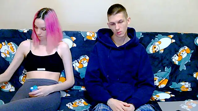 Snapshot of Ivy_Lester chatting on 10-15-25, 01:06 Ivy Lester online show from 10-15-25, 01:06