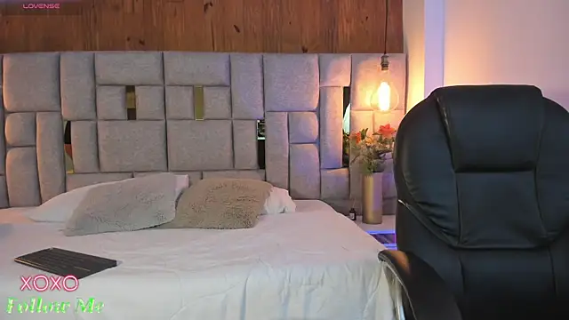 Saori newman online show from 03-20-25, 11:49