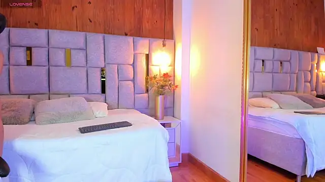 Saori newman online show from 03-23-25, 01:09