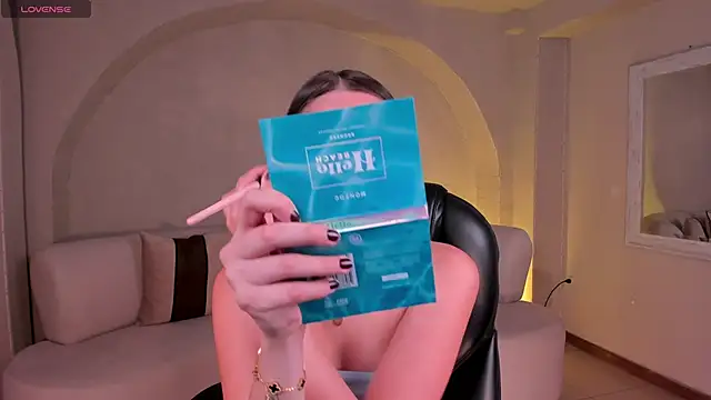 KaiaFerreira online show from 10-18-25, 12:39