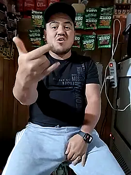 TheBriiaand30 online show from 04-18-26, 07:58