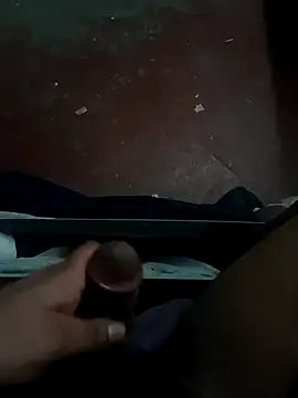 dvaughn3117 online show from 01-01-25, 01:37