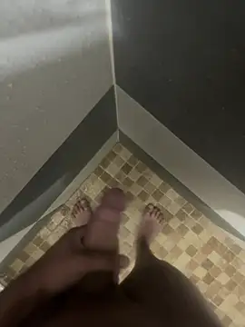 Snapshot of mylovetr1 chatting on 02-07-25, 05:10 mylovetr1 online show from 02-07-25, 05:10