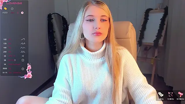 Evacadooo online show from 12-15-24, 02:41