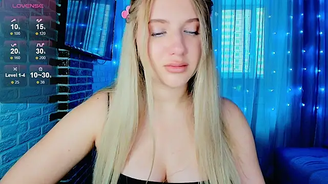 Evacadooo online show from 10-07-25, 06:54