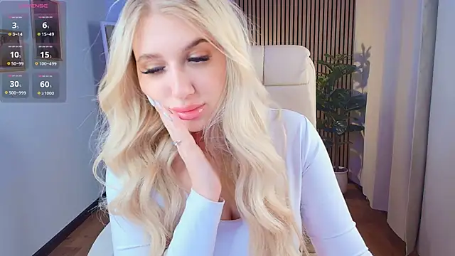 Evacadooo online show from 03-20-26, 01:10