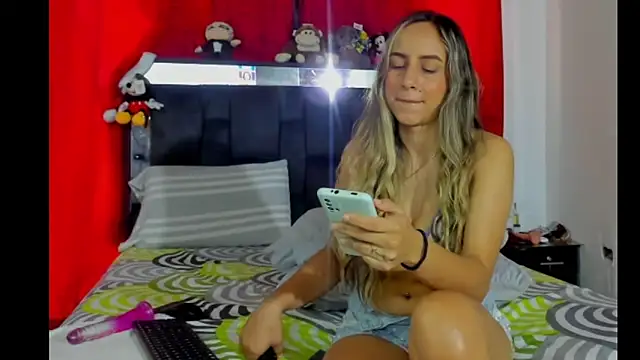 chloe vasquez710 online show from 01-15-25, 04:32