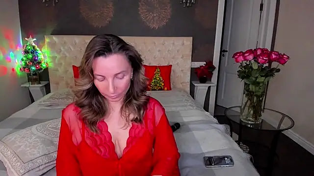 Snapshot of AllisonWilliams chatting on 01-01-25, 08:37 AllisonWilliams online show from 01-01-25, 08:37