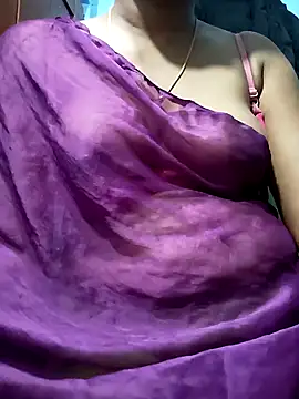 Snapshot of Tamillminnal chatting on 02-07-25, 05:18 Tamillminnal online show from 02-07-25, 05:18