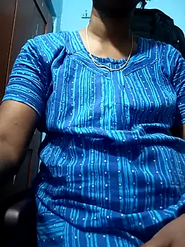 Snapshot of Tamillminnal chatting on 03-01-25, 02:23 Tamillminnal online show from 03-01-25, 02:23
