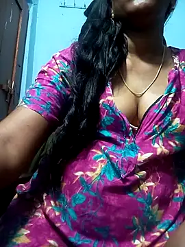 Snapshot of Tamillminnal chatting on 03-03-25, 02:15 Tamillminnal online show from 03-03-25, 02:15