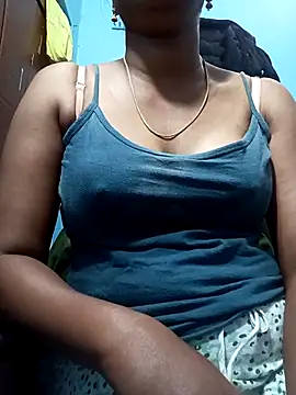 Snapshot of Tamillminnal chatting on 03-07-25, 07:30 Tamillminnal online show from 03-07-25, 07:30