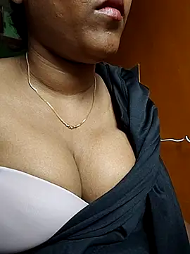 Snapshot of Tamillminnal chatting on 09-09-25, 08:03 Tamillminnal online show from 09-09-25, 08:03