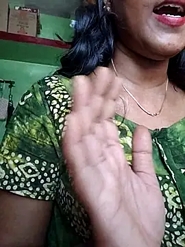 Snapshot of Tamillminnal chatting on 09-15-25, 05:18 Tamillminnal online show from 09-15-25, 05:18
