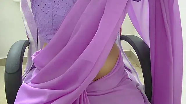 indian anu mallu online show from 10-12-25, 03:38