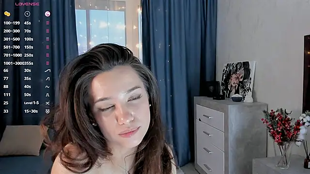 Snapshot of EmeliaReaper chatting on 02-23-25, 04:39 EmeliaReaper online show from 02-23-25, 04:39