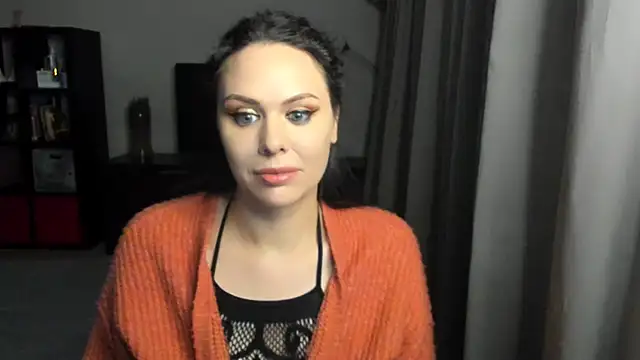 MollyCheiz online show from 12-10-24, 02:05