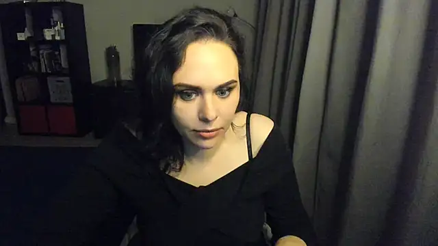 MollyCheiz online show from 02-11-25, 08:52