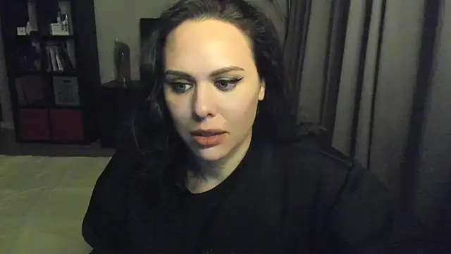 MollyCheiz online show from 03-10-25, 12:40