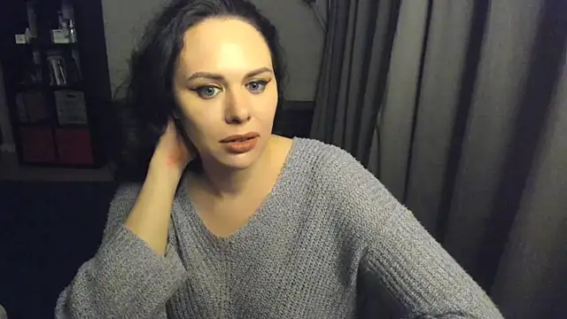 MollyCheiz online show from 03-19-25, 02:27