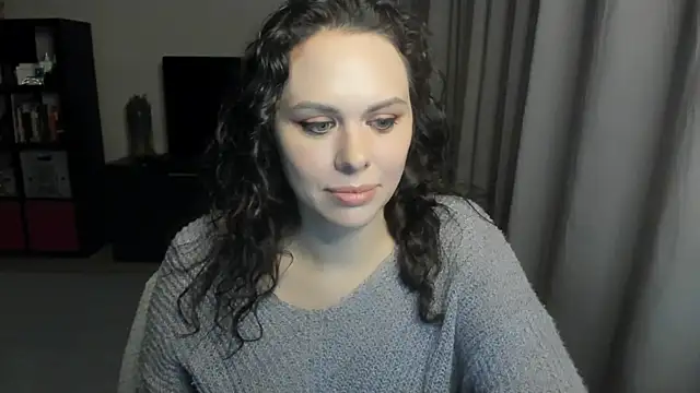 MollyCheiz online show from 05-28-26, 11:02