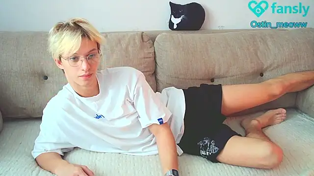 Ostin meow online show from 01-15-25, 07:15