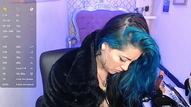scarleth blue online show from 02-11-25, 06:40